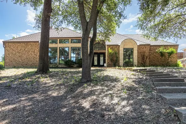 Desoto, TX 75115,908 Forest Glen Drive