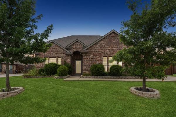 719 Lone Star Court,  Wylie,  TX 75098