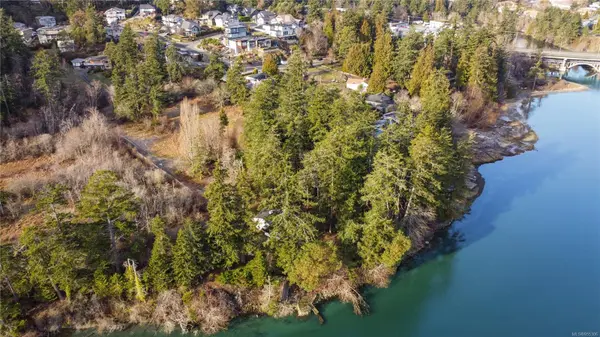 200/202 Hart Rd View Royal, BC V9C 1A1