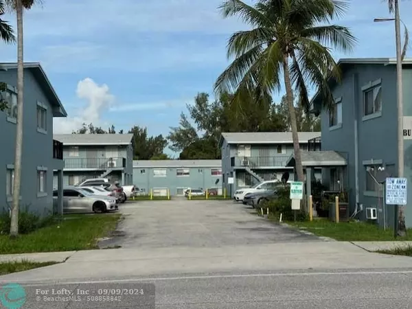 Lake Worth Beach, FL 33460,1829 N A ST  #42