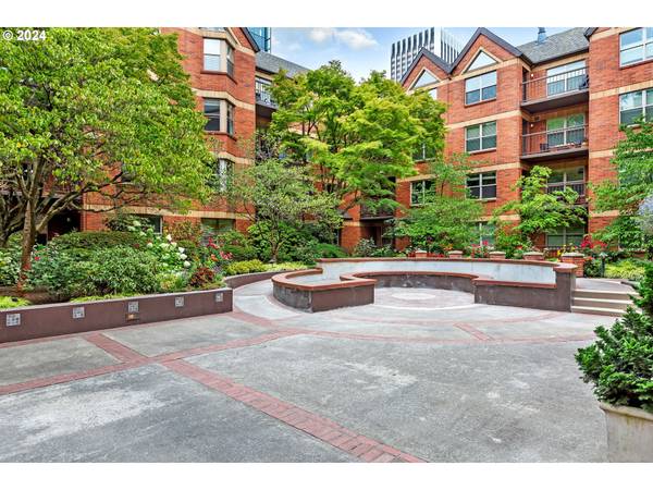 1500 SW PARK AVE #229, Portland, OR 97201