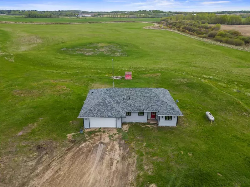 5117 590 Township, Barrhead, AB T7N1N4