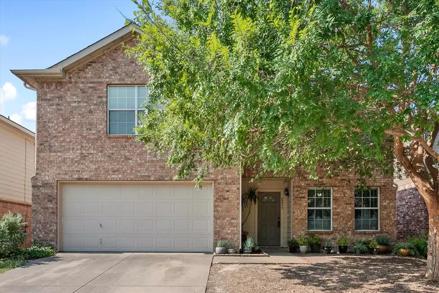 6237 Hereford Drive, Fort Worth, TX 76179