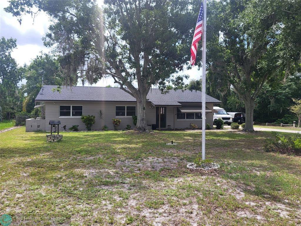 Lake Placid, FL 33852,4 Pine St.