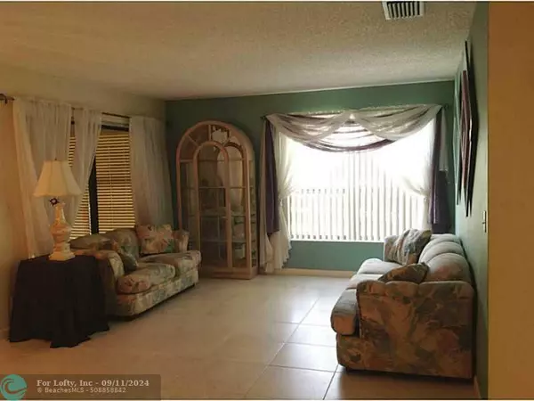 Coconut Creek, FL 33066,4035 N Carambola Cir N  #2987