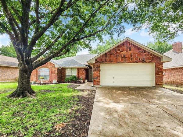 1420 New Haven Drive, Mansfield, TX 76063