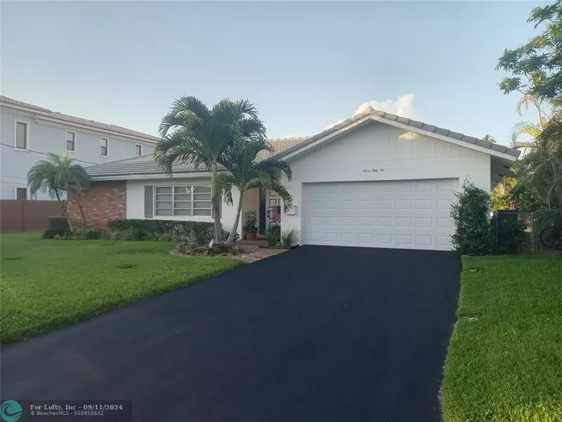 756 Coventry St, Boca Raton, FL 33487