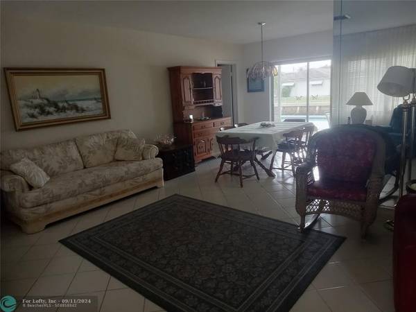 Boca Raton, FL 33487,756 Coventry St