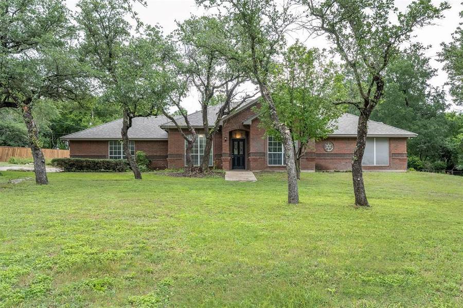 105 Meadowview Court, Hudson Oaks, TX 76087