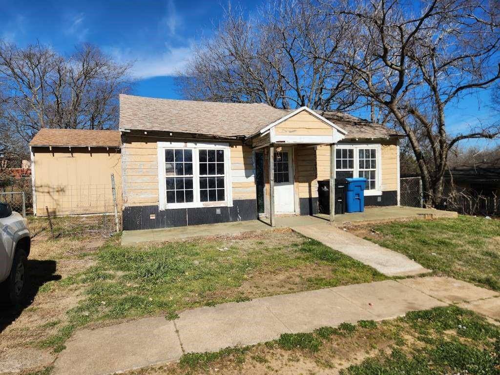 Denison, TX 75021,521 E Texas Street