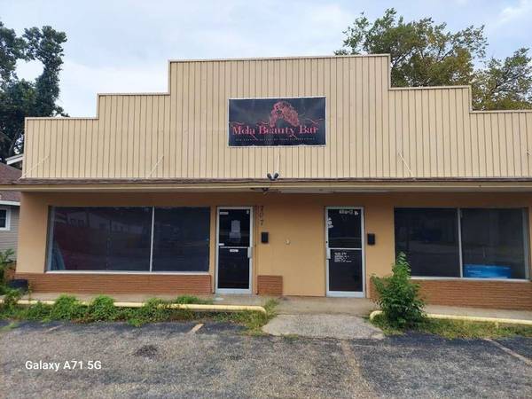 707 E Grand Avenue, Marshall, TX 75670