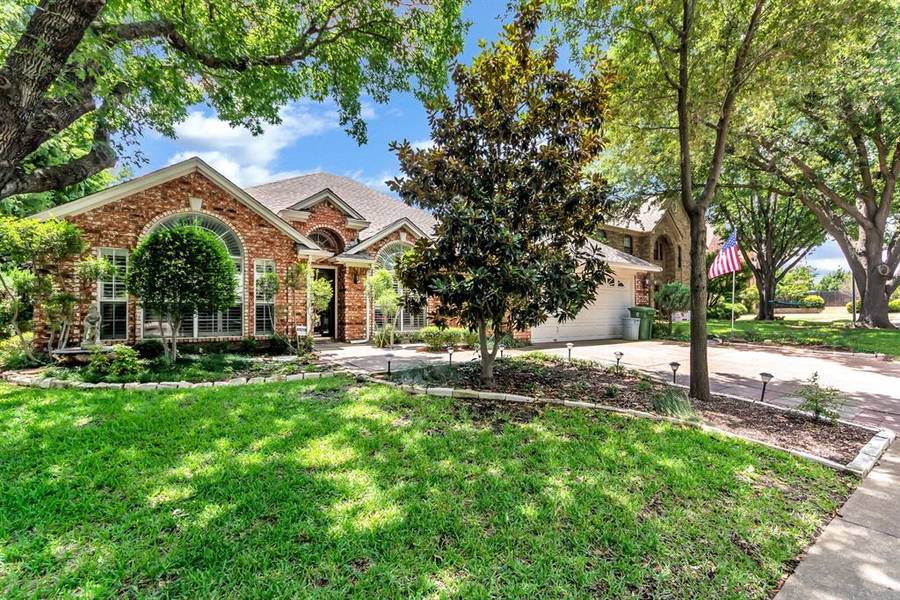 3408 Crescent Court, Bedford, TX 76021