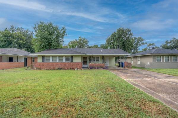 125 Charles Avenue, Shreveport, LA 71105