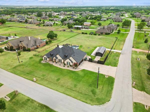 13881 Megan Drive,  Justin,  TX 76247