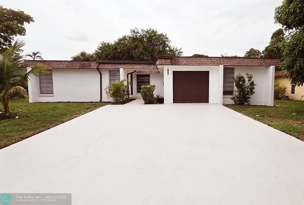 6411 NW 72ND AV, Tamarac, FL 33321