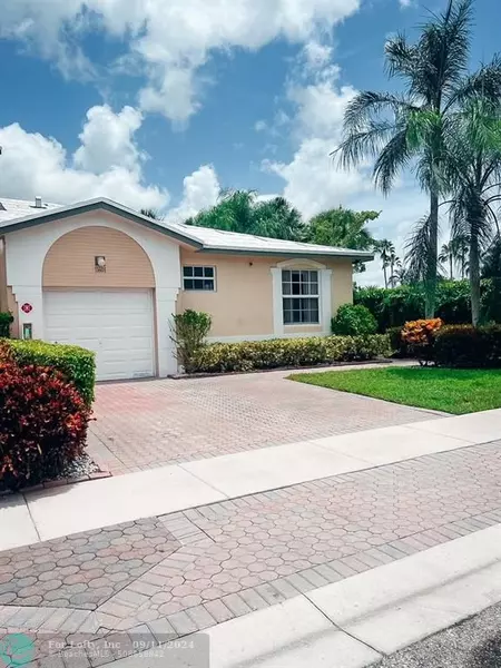 11601 NW 47th Dr, Coral Springs, FL 33076