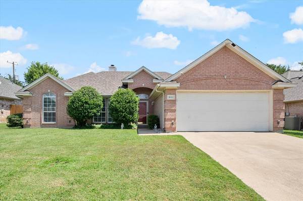 1610 Stratford Drive, Mansfield, TX 76063