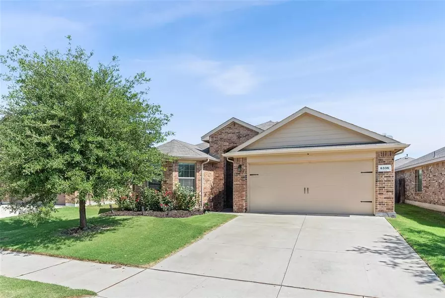 6336 Seagull Lane, Fort Worth, TX 76179