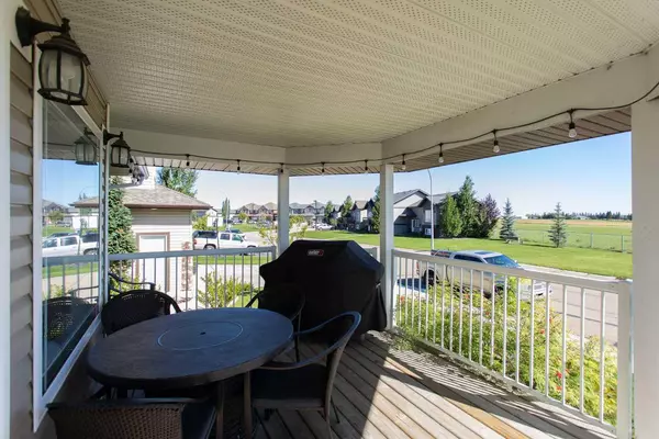 Lacombe, AB T4L 0A8,69 Terrace Heights DR