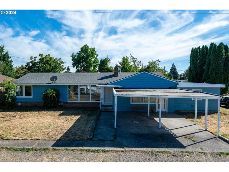 2806 LIVINGSTON ST NE, Salem, OR 97301