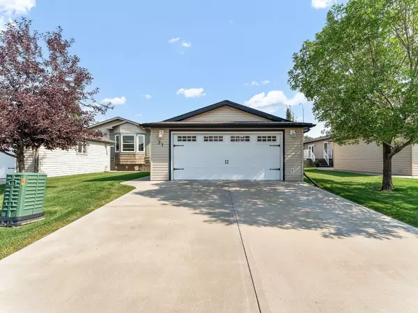 Medicine Hat, AB T1B 0M7,31 Timothy WAY SE