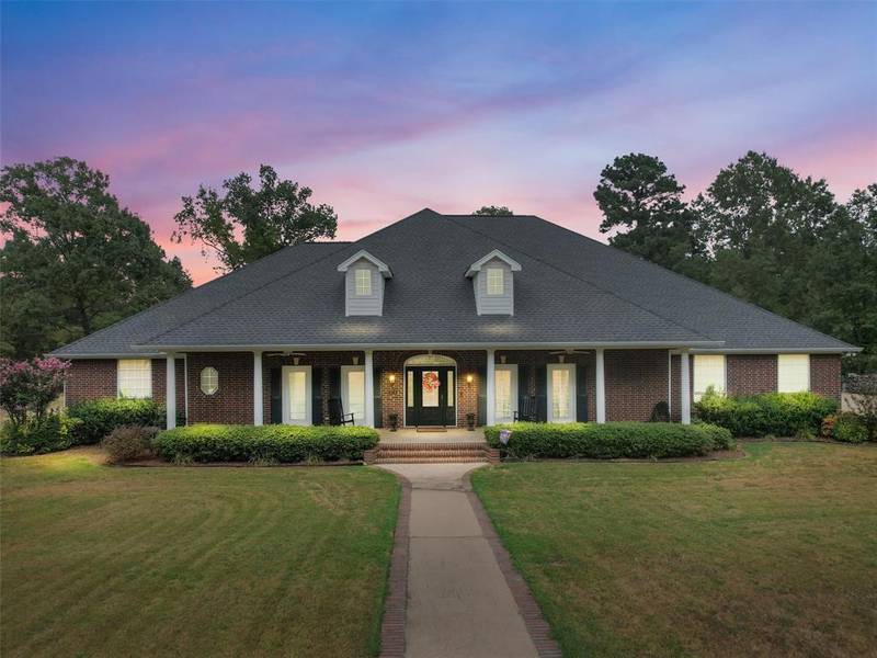 924 John Dean Road, Gilmer, TX 75644