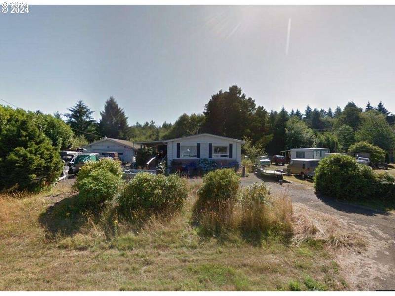 2401 E ALSEA HWY, Waldport, OR 97394