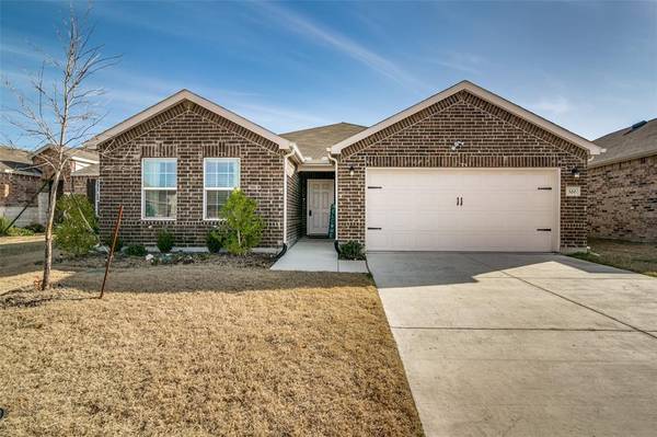 320 Snakeweed Drive, Fate, TX 75189