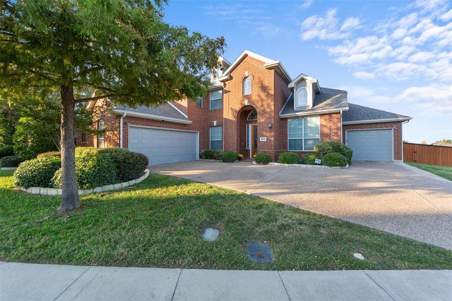 8660 Drayton Drive, Irving, TX 75063