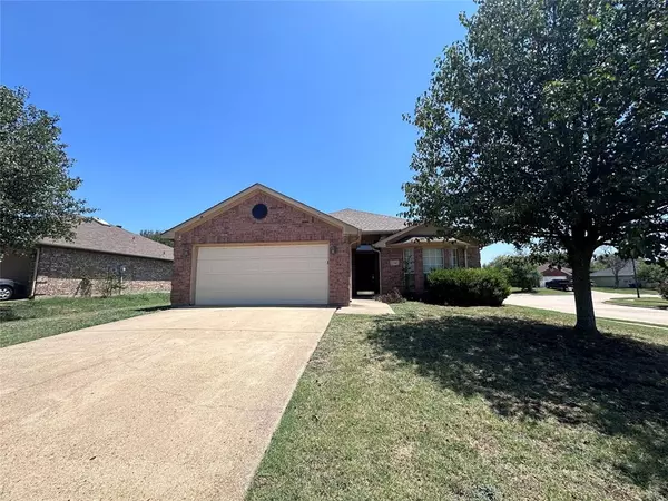 Dallas, TX 75236,5346 Cedar Waxwing Lane