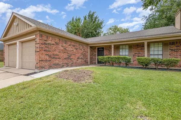 Grand Prairie, TX 75052,2335 Abbington Lane