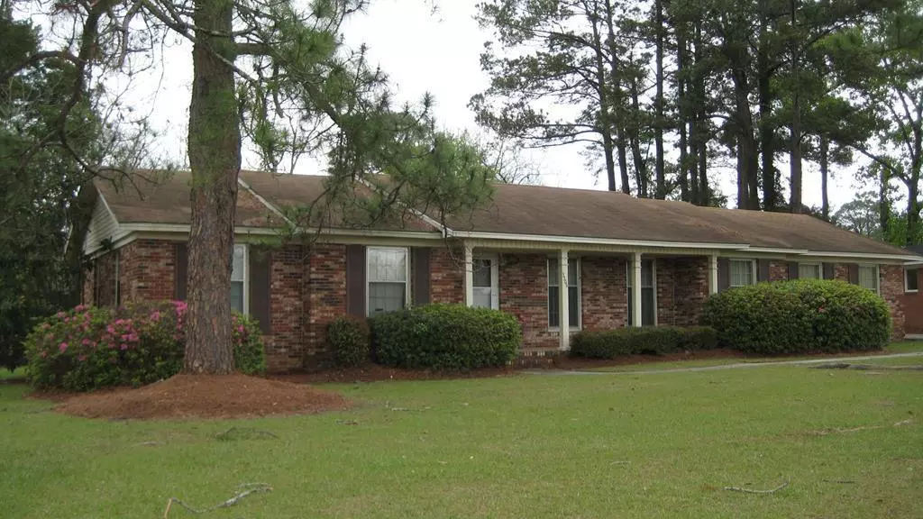 3306 N Bemiss Road, Valdosta, GA 31605