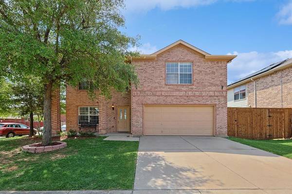 10828 Irish Glen Trail, Fort Worth, TX 76052