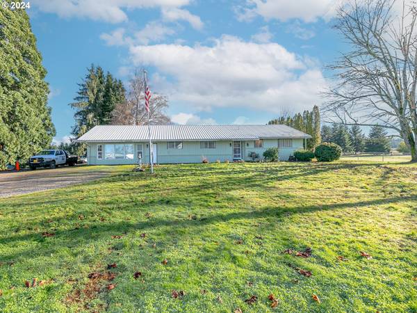 24502 S SPRINGWATER RD, Estacada, OR 97023