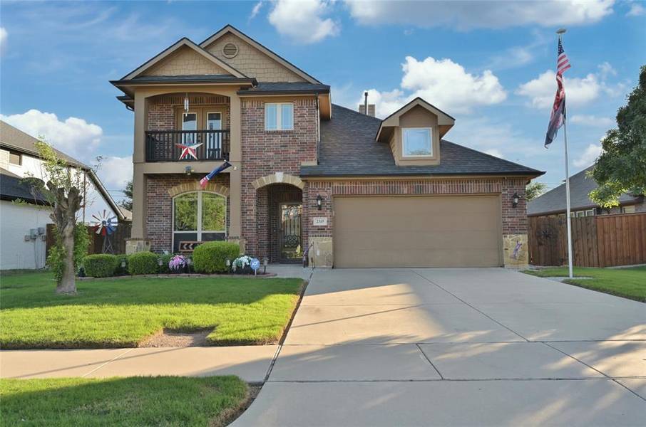 2315 Tawny Owl Road, Grand Prairie, TX 75052