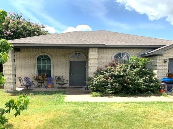 402 Graham Street, Waxahachie, TX 75165