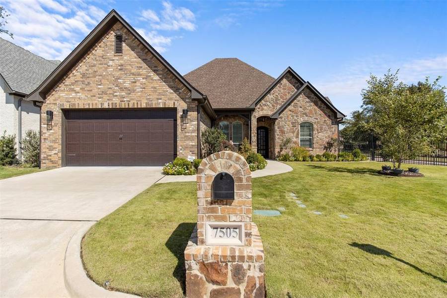 7505 Cross Gate Way, Tyler, TX 75703