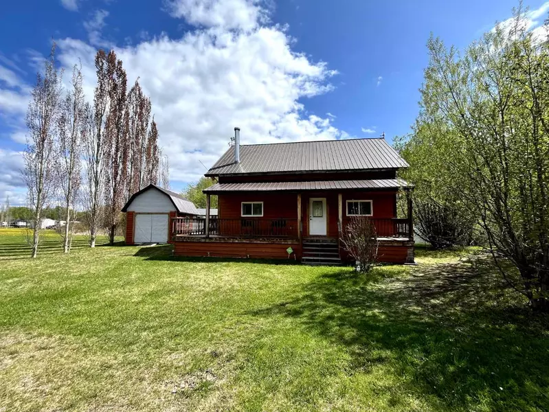 10428 735 Township #29, Kinuso, AB T0G 1K0