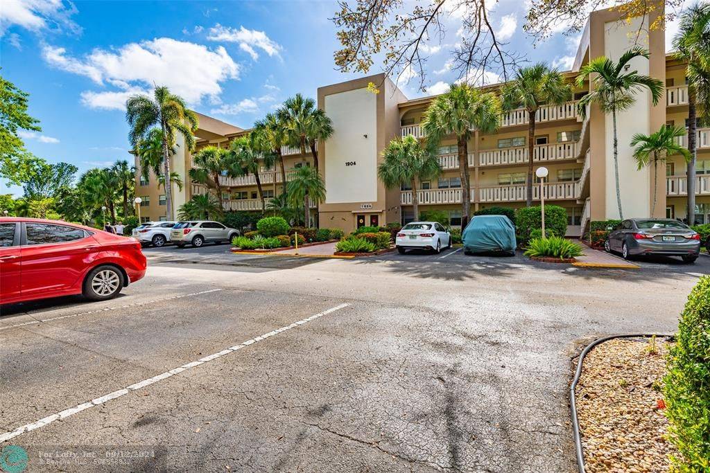 Coconut Creek, FL 33066,1904 Bermuda Cir  #E1