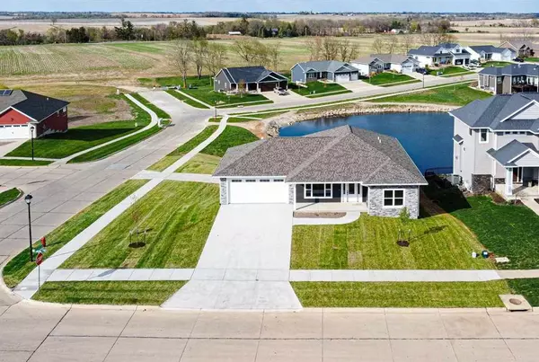 Solon, IA 52333,600 Majestic Oak Ridge