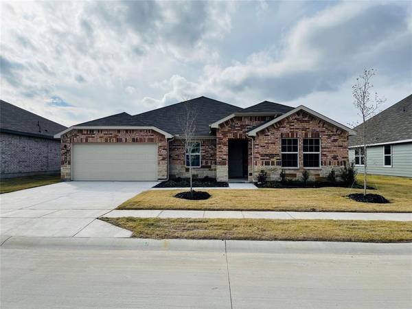 1617 FOREST PARK Drive, Alvarado, TX 76009