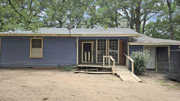 1345 Tawakoni Drive,  West Tawakoni,  TX 75474