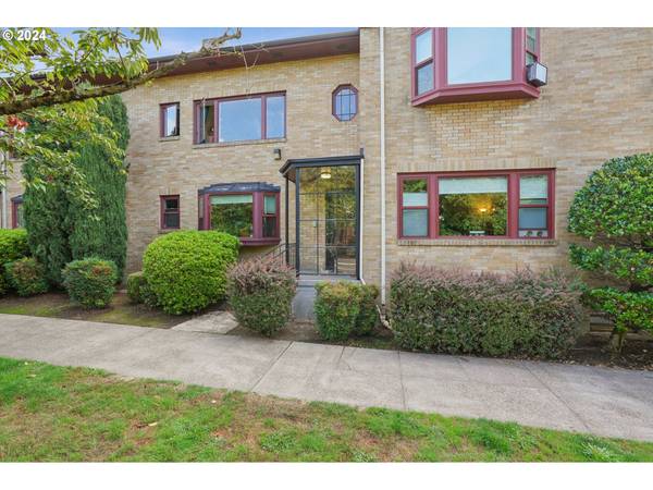 1406 NE 21ST AVE #14, Portland, OR 97232