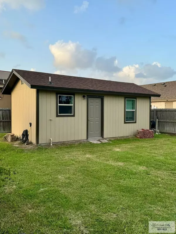 33679 HOLLY LN., Los Fresnos, TX 78566