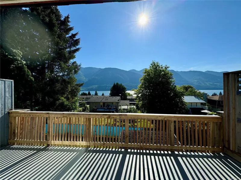 9 Dogwood Lane, Port Alice, BC V0N 2N0