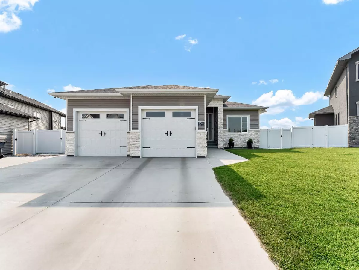 Medicine Hat, AB T1B0P4,184 Hamptons CRES SE