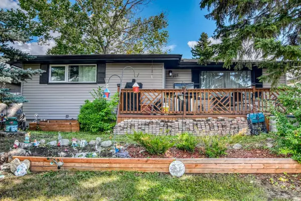 105 Cochrane CRES, Cochrane, AB T4C 1Z9