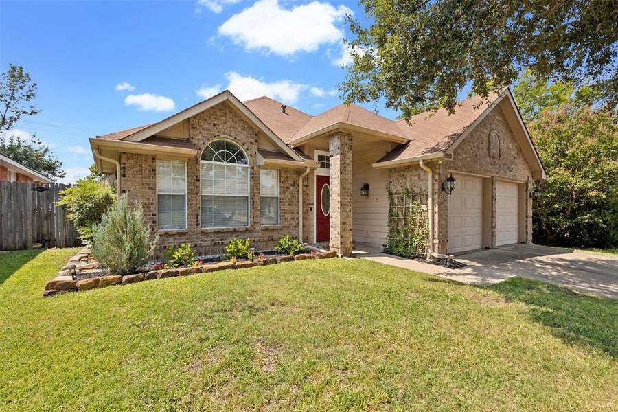 2813 Salado Trail, Fort Worth, TX 76118