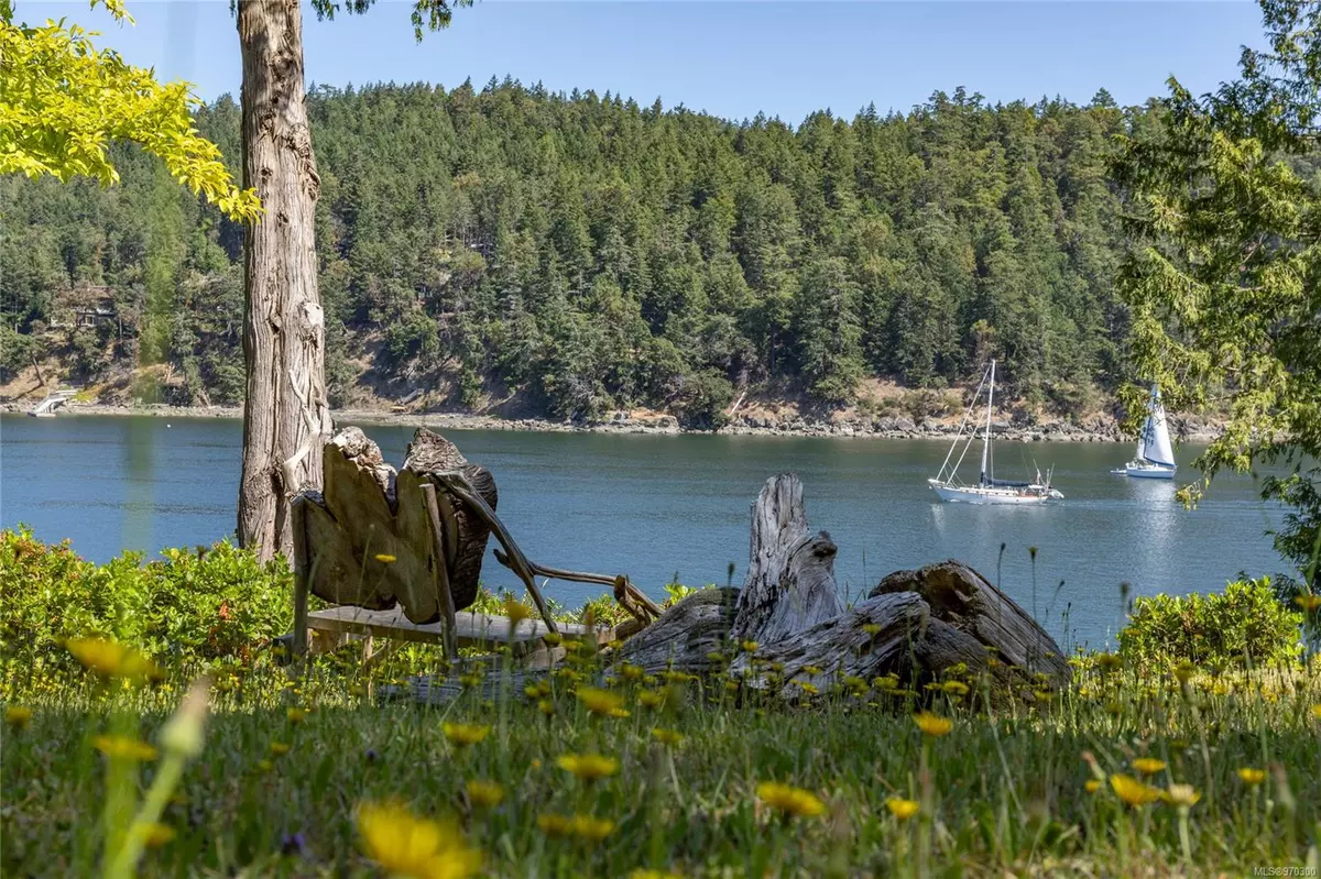 Pender Island, BC V0N 2M3,8820 Canal Rd