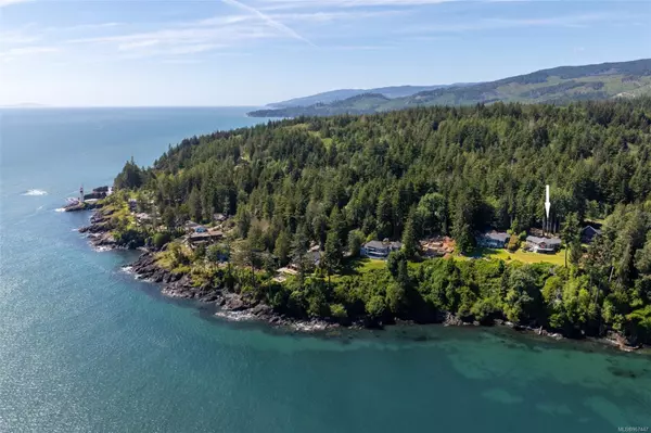 Sooke, BC V9Z 1G7,2438 Lighthouse Point Rd